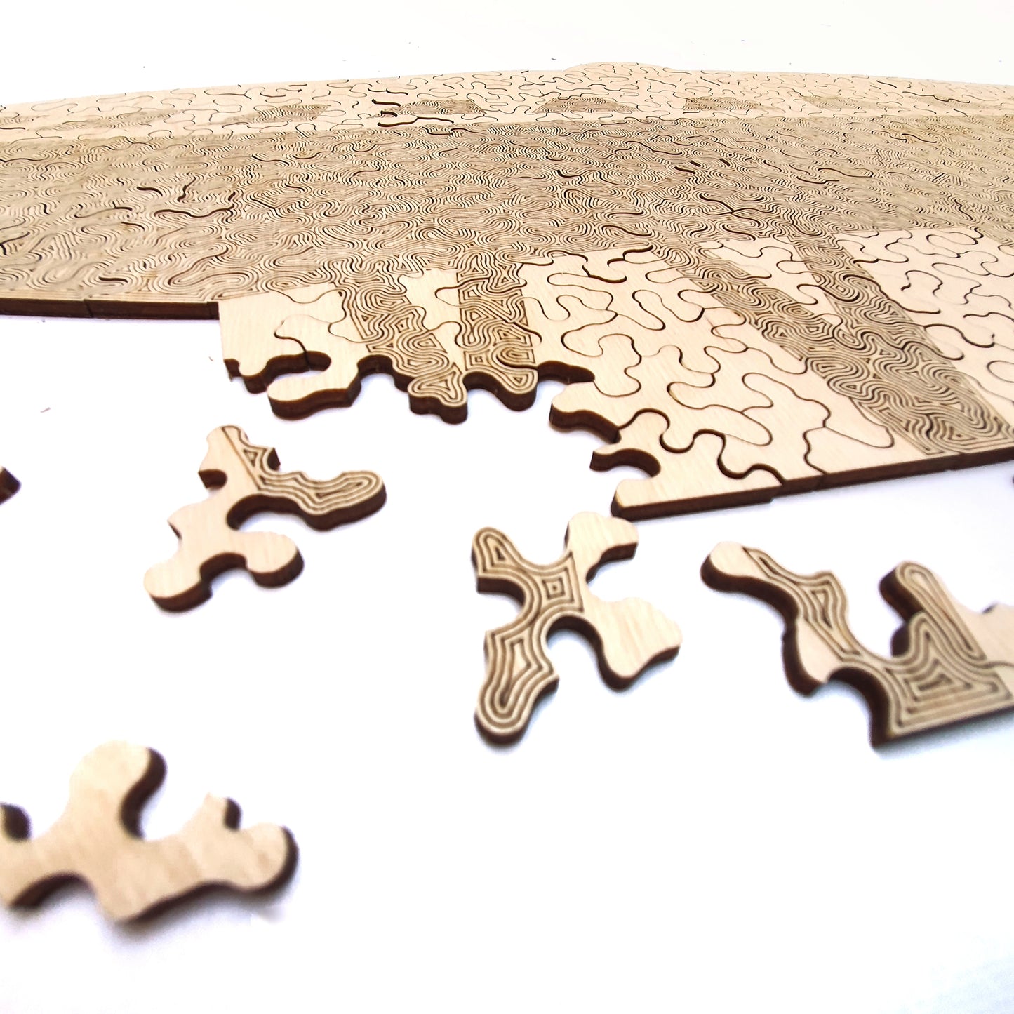 Evoluon XL | Wooden Puzzle | Chaos series | 297 pieces | Masterpiece Collection